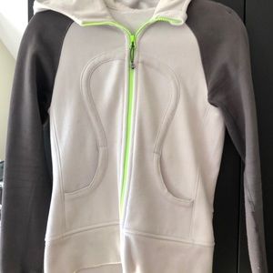 Lululemon RARE “find your true north” scuba hoodie